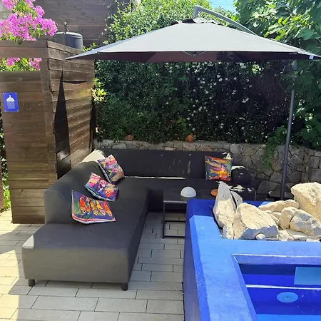 Family Monika - Sea View - Heated Pool *