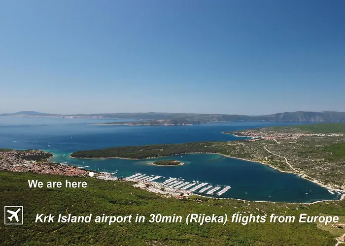 Monika & Breakfast Baskets 145