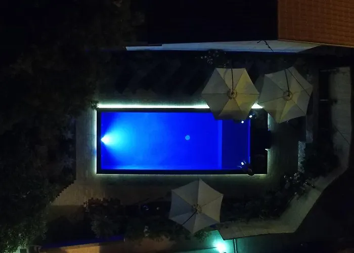 Monika & Breakfast Baskets 145 *