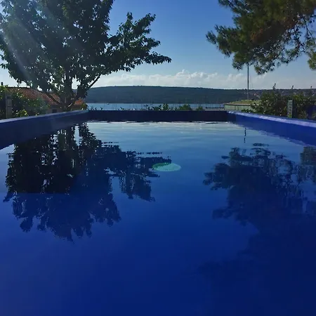 Family Apartments Monika - Sea View - Heated Pool