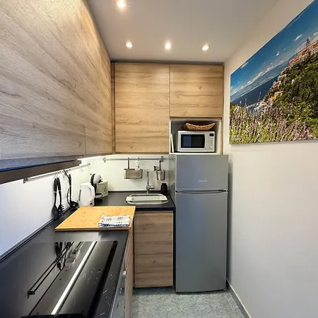 Family Apartments Monika - Sea View - Heated Pool