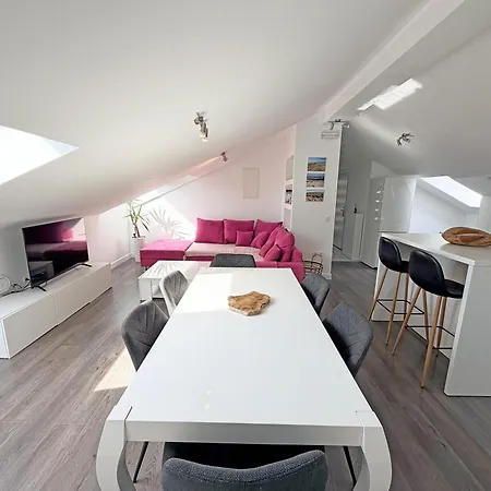 Family Apartments Monika - Sea View - Heated Pool Punat